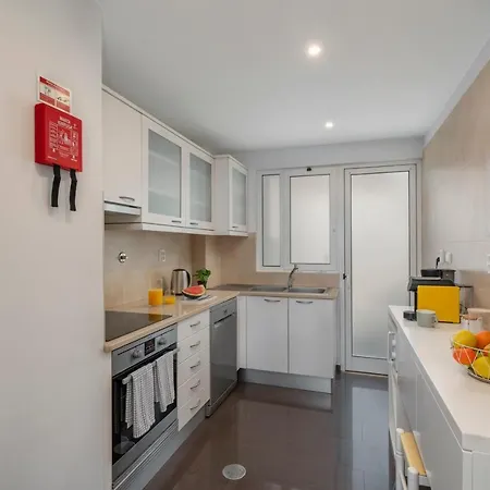 Vista Formosa I By An Island *